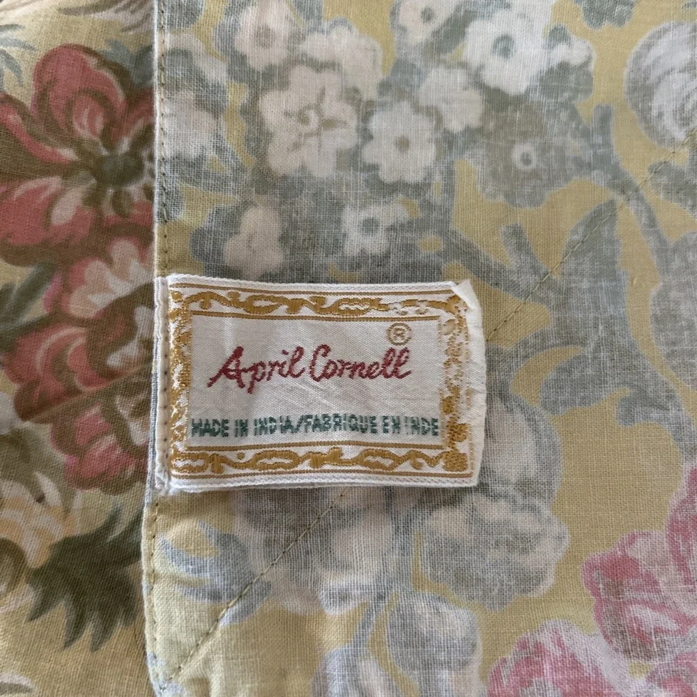 April Cornell Vintage VTG Tablecloth 48